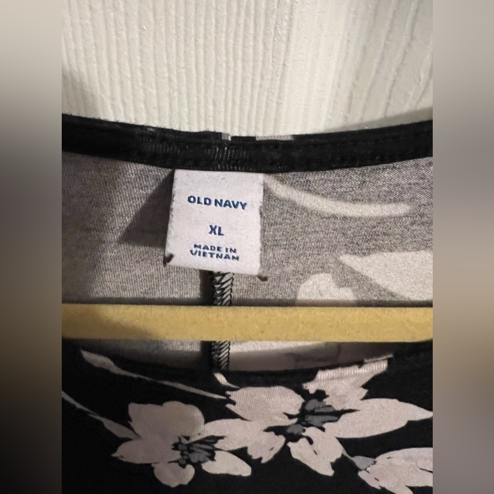 Old Navy floral dress new size xl - Picture 3 of 3